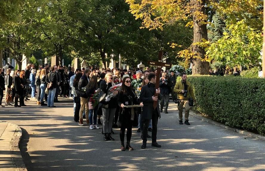 Sahranjen Marko Živić, glumac ispraćen uz pjesmu "Jeleni umiru sami"