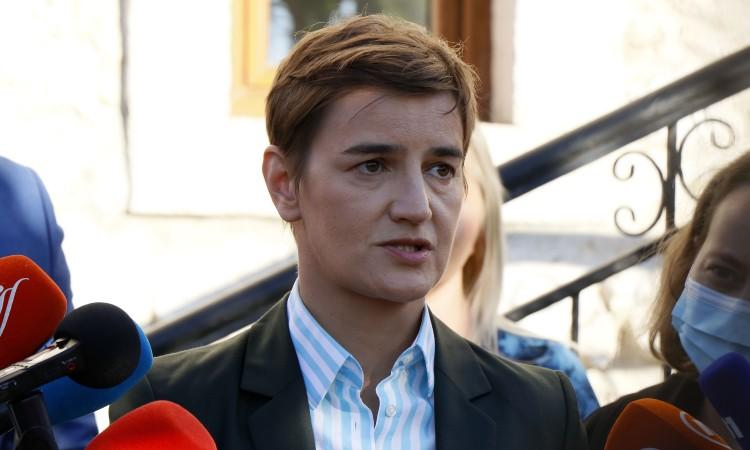 Brnabić kaže da Srbija neće uvoditi 24-satne Covid propusnice