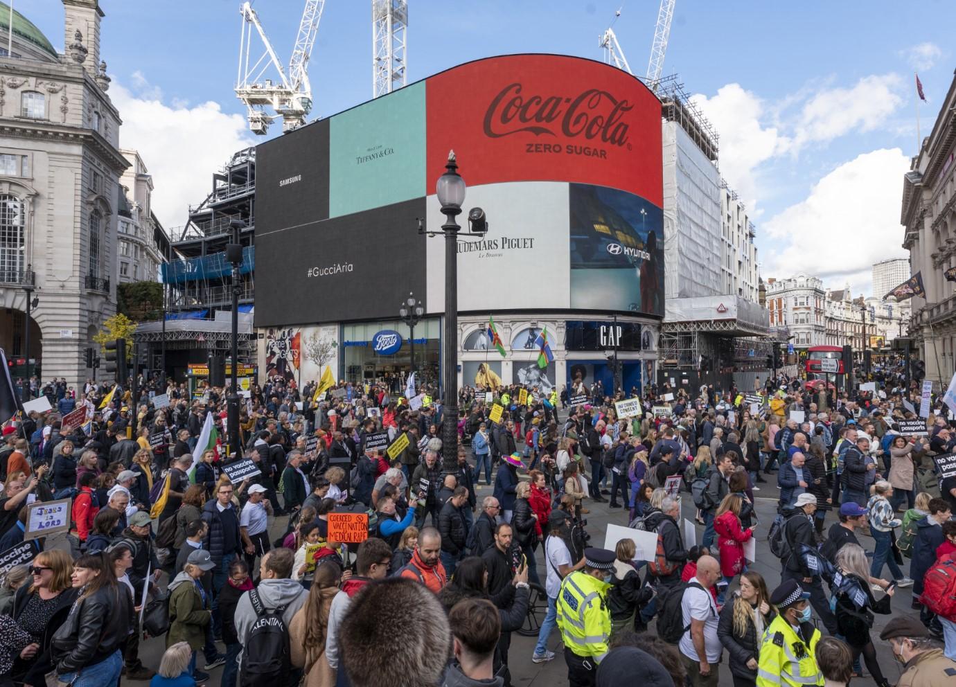 Protesti u Londonu - Avaz