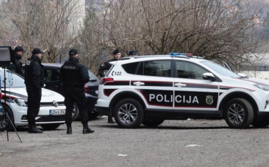 Policajci tragaju za osumnjičenim - Avaz