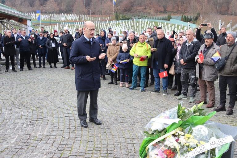 Ramiz Salkić danas prisustvovao obilježavanju Dana državnosti u Vlasenici, Bratuncu i Potočarima