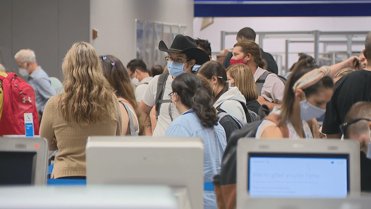 Njemačka je proglasila Južnu Afriku "područjem s novom varijantom virusa", a od petka navečer "avioprijevoznicima će biti dopušteno prevoziti samo Nijemce" iz zemlje - Avaz