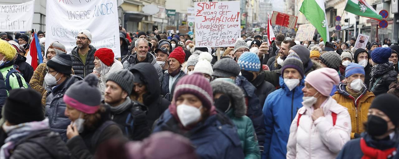 Policija saopćila da nije bilo incidenata na protestima - Avaz