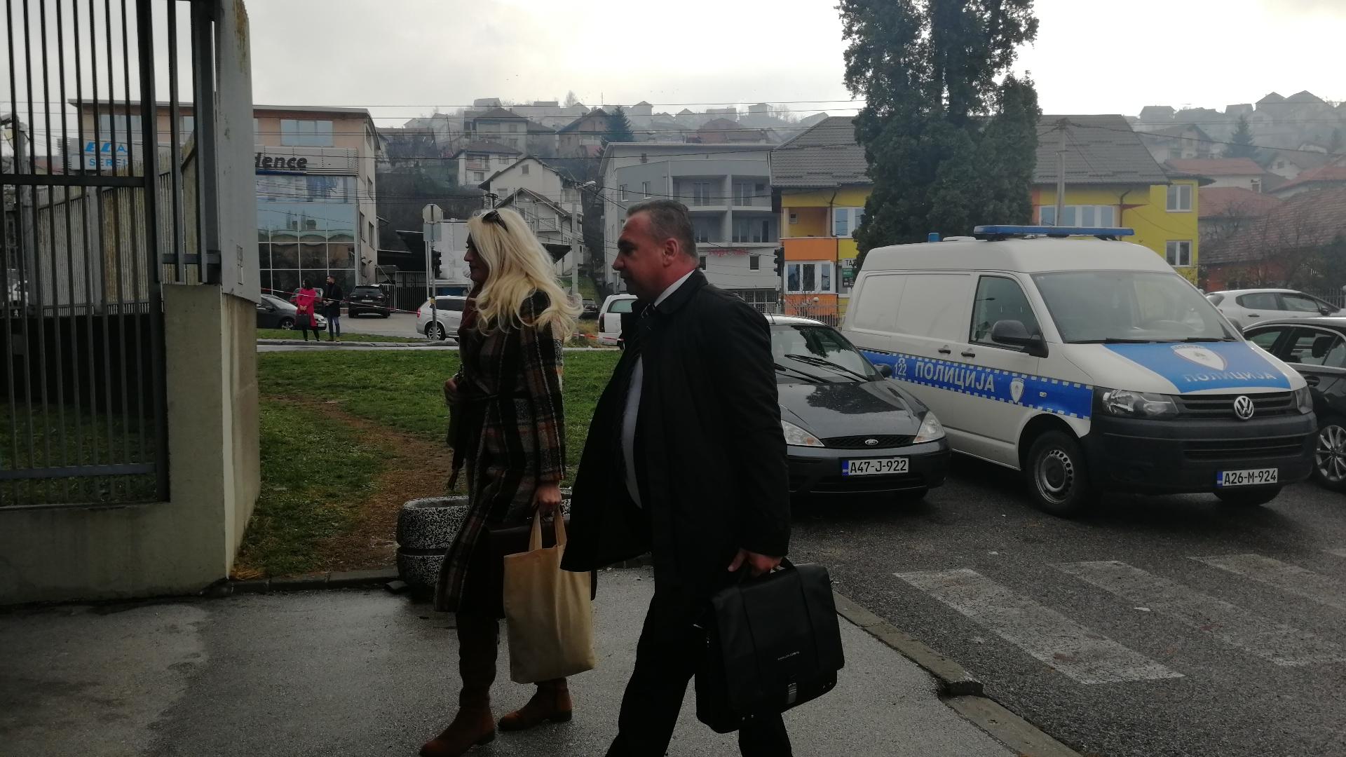 Suspendovani direktor FUCZ Fahrudin Solak  stigao u Sud BiH - Avaz