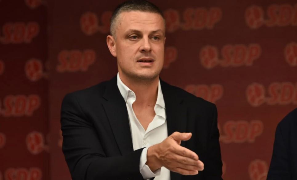 Potpredsjednik SDP-a poručio da se moraju preispitati odnosi u Trojci: SDP gine, a u Dubaiju ekskurzija dok se država raspada