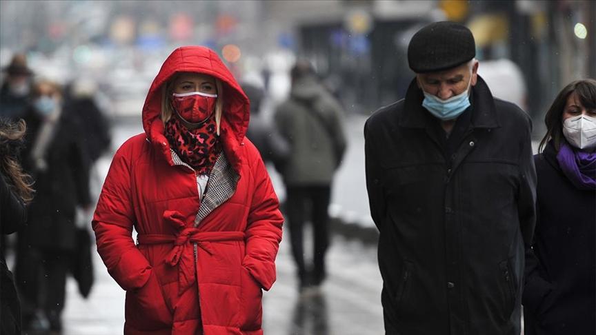 Na kraju, svakome ponaosob ostaje da slavi neke svoje male, a velike privatne pobjede, jer sve drugo iz godine za nama vrijedi što prije zaboraviti - Avaz