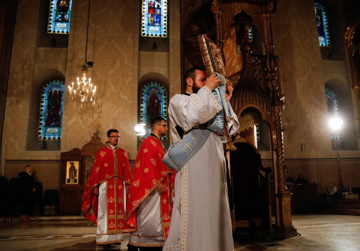 Održana Sveta božićna liturgija - Avaz