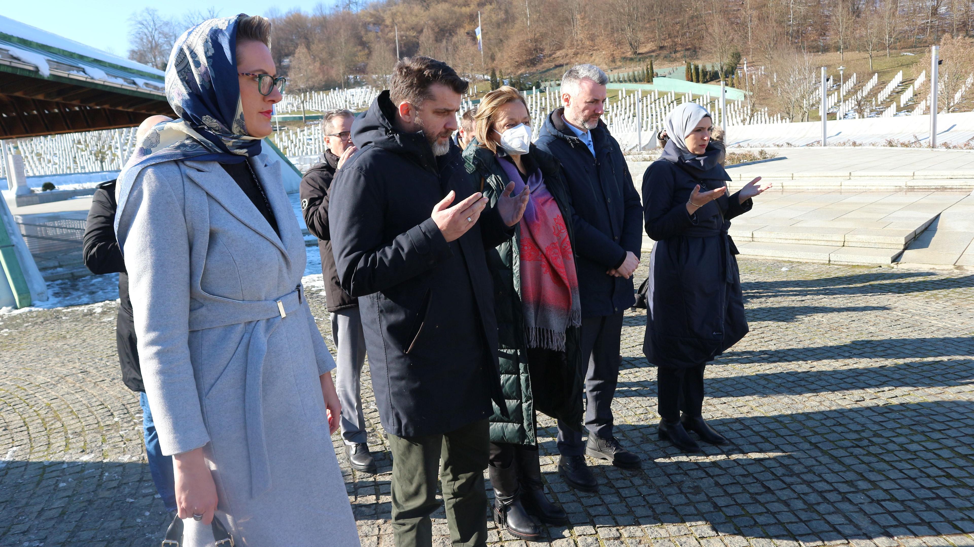 Delegacija Vlade KS u Srebrenici: Snažno podržavamo povratnike, to su najhrabriji ljudi u BiH