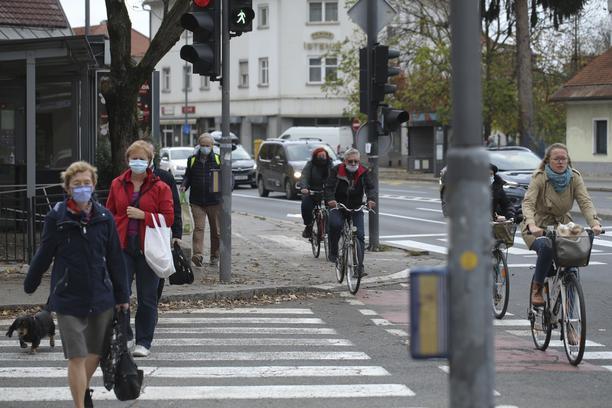 U Sloveniji manje novozaraženih, peti talas u silaznoj fazi