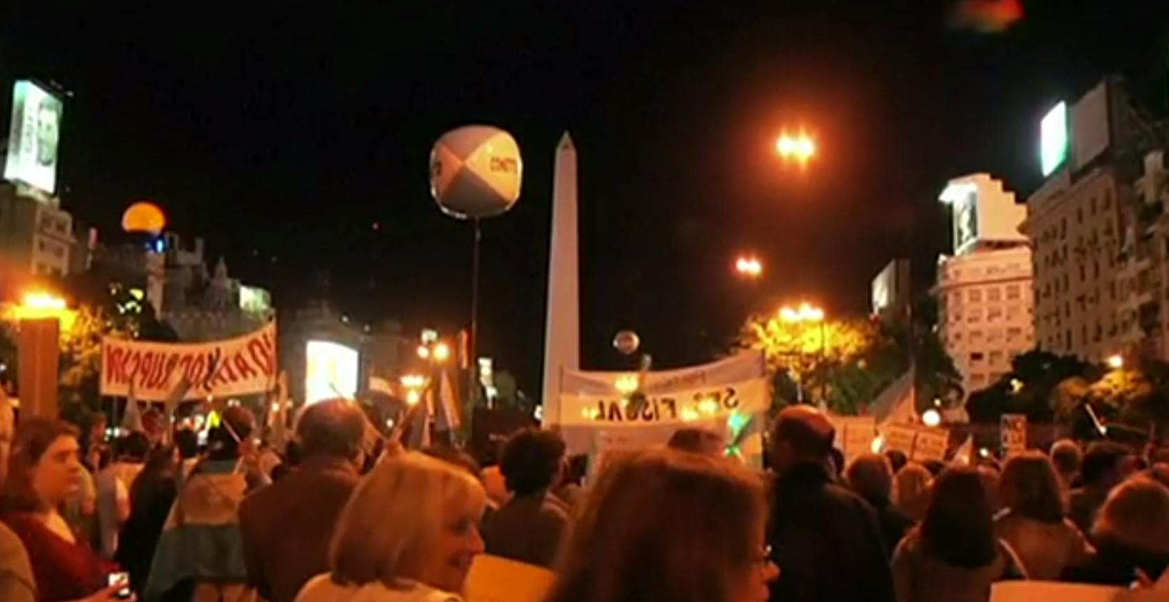 Učesnici protesta - Avaz