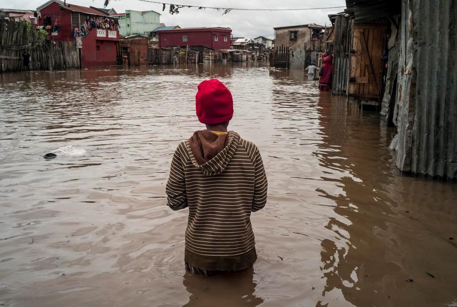 Broj smrtno stradalih u ciklonu na Madagaskaru povećan na 111