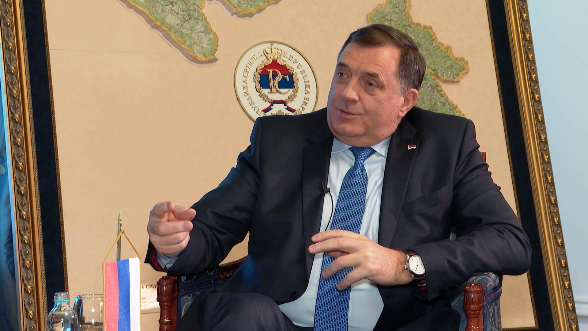 EU će razmotriti uvođenje sankcija Miloradu Dodiku ako se politička kriza u BiH pogorša