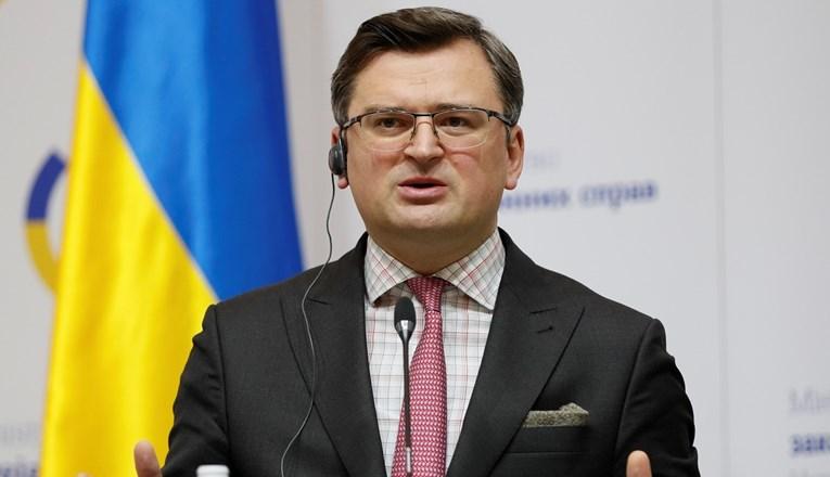Ukrajinski ministar svijetu: Izolirajte Rusiju, uništite im ekonomiju, zaustavite ih