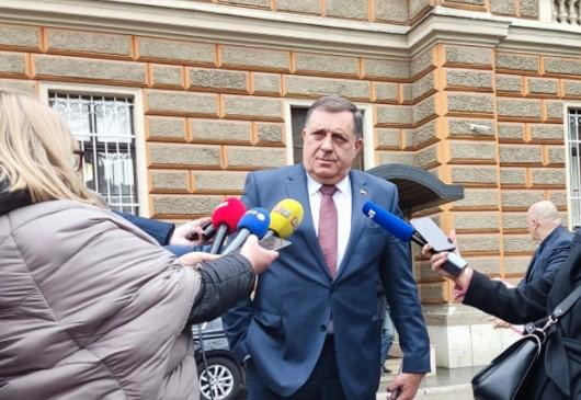 Dodik nakon sastanka s Berbok: Rekao sam da nemamo planove da se otcijepimo