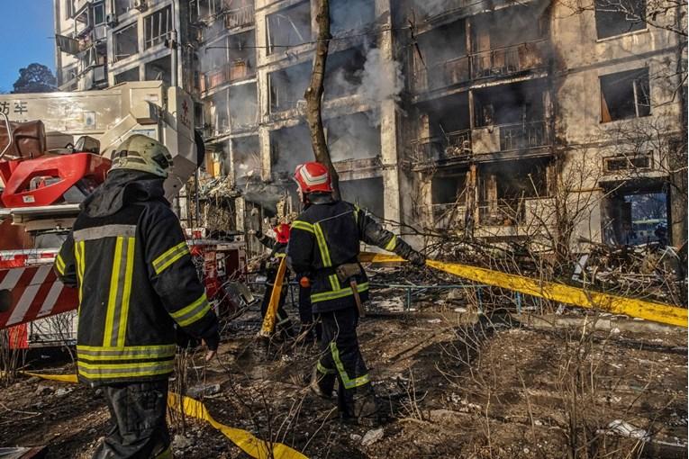 Moskva je u ponedjeljak dopustila prvom konvoju da pobjegne - Avaz