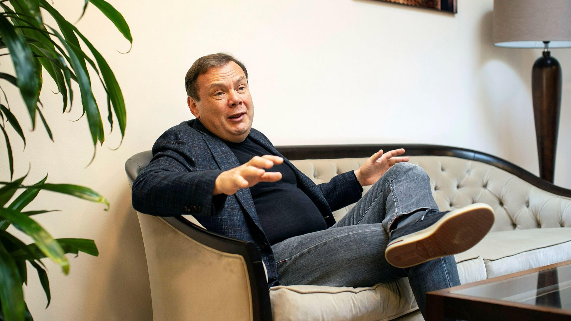 Mikhail Fridman - Avaz