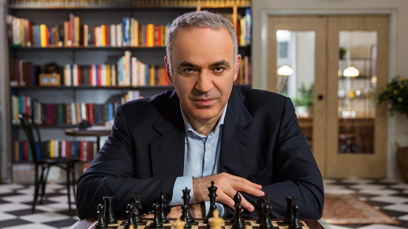 Poznati šahovski velemajstor i kritičar ruskog režima Gari Kasparov - Avaz