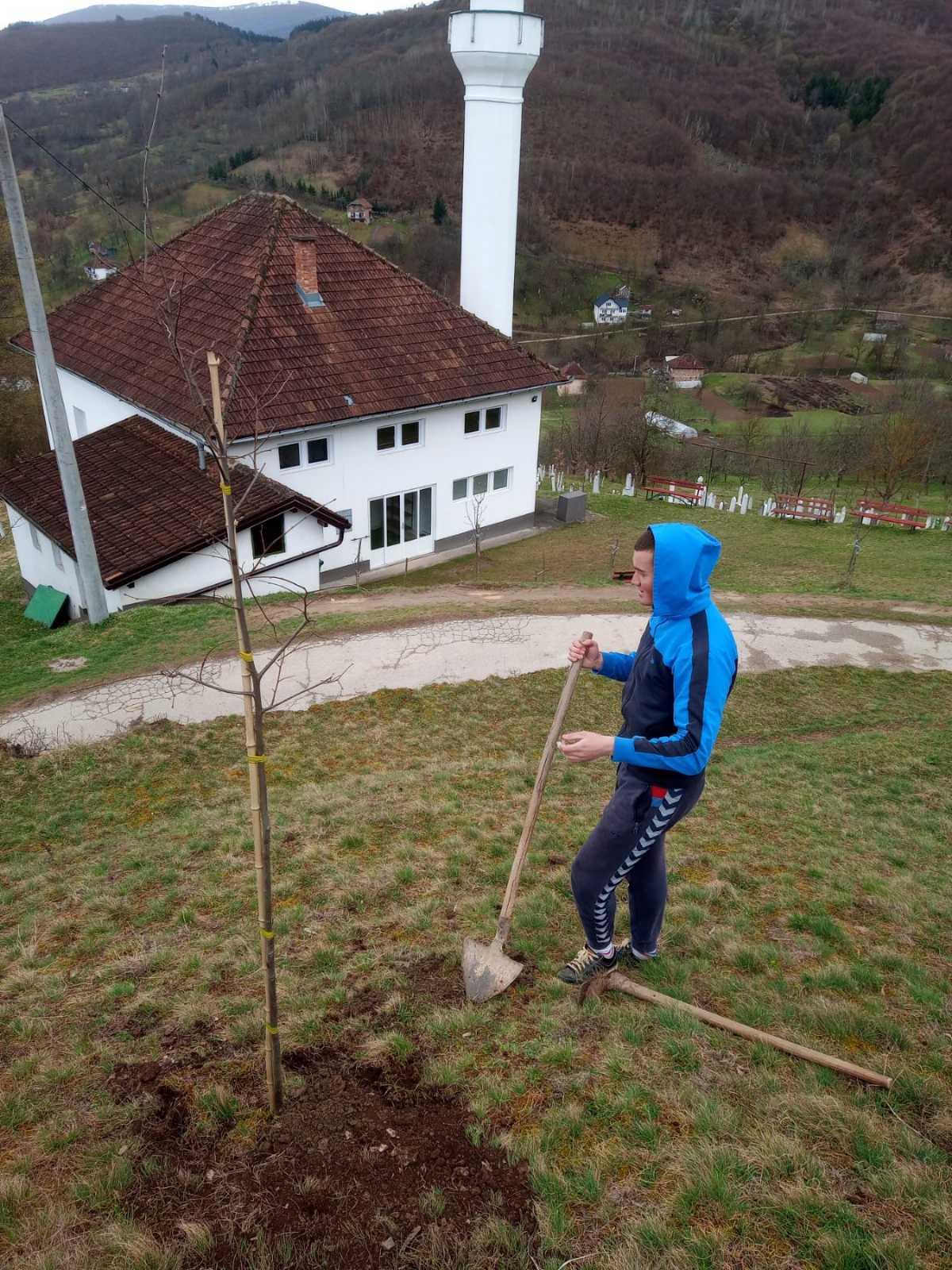 Članovi Mreže mladih u Bogušićima - Avaz