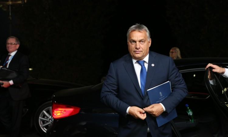 Orban bi mogao pasti zbog Putina