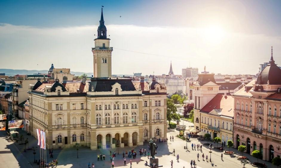 Novi Sad: Umjetničke poruke mira i pomoć izbjeglicama iz Ukrajine