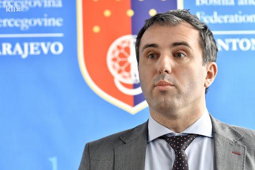 Stojanović za "Avaz" nakon što je prekinuta sjednica Skupštine KS: Zbog ovoga je BiH tu gdje jeste