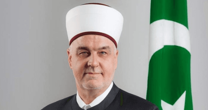 Reisu-l-ulema Islamske zajednice (IZ) u Bosni i Hercegovini Husein-ef. Kavazović - Avaz