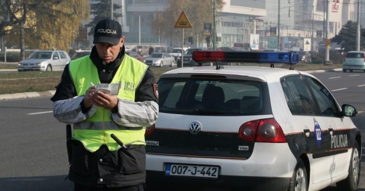 Policija izdala prekršajne naloge - Avaz