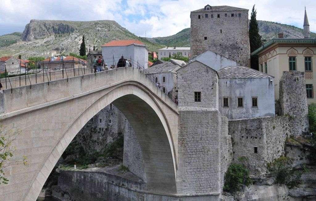 Udruženje logoraša Mostar najavilo apel za prestanak napada na Mariupolj