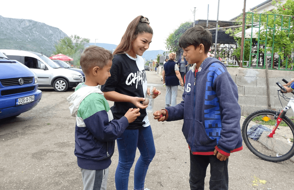 Naši stari su nas naučili tradiciji, a mi smo tu da je nastavimo i naših troje djece - Avaz