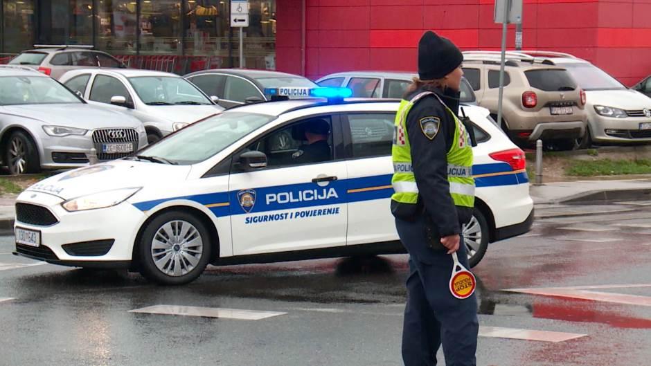 Teška saobraćajna nesreća u Hrvatskoj: Auto sletio sa ceste, troje poginulih