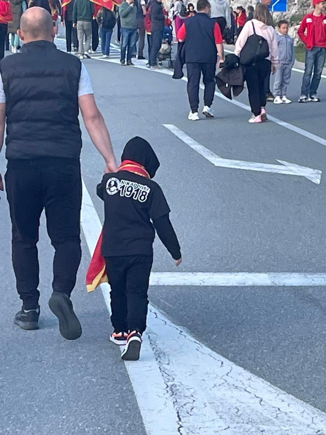 Pogledajte nove fotografije i i snimke jučerašnje manifestacije s crnogorskog Belvedera