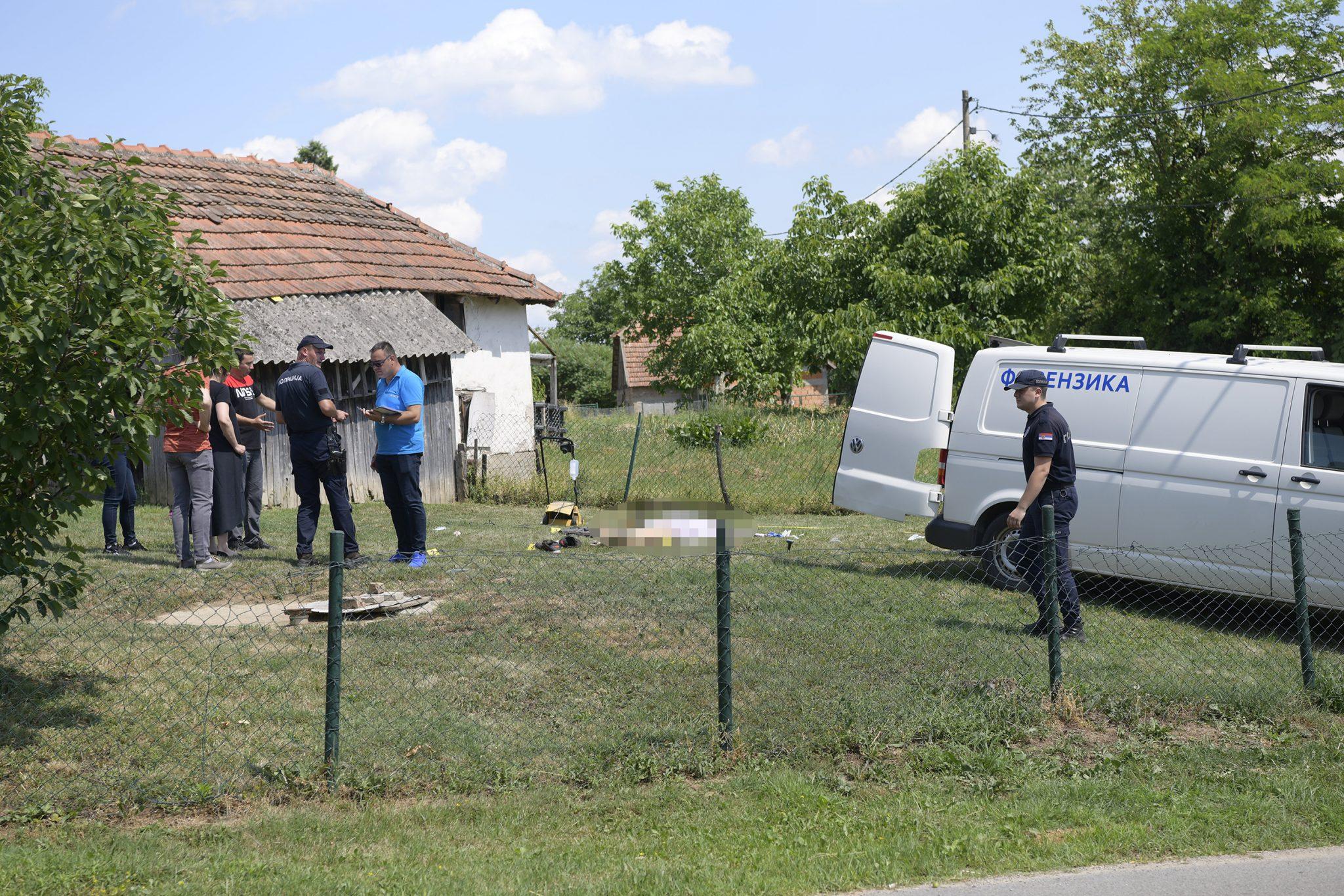 Cure jezivi detalji zločina: Došao da se pomire, pa je ubio dok je kosila travu - Avaz