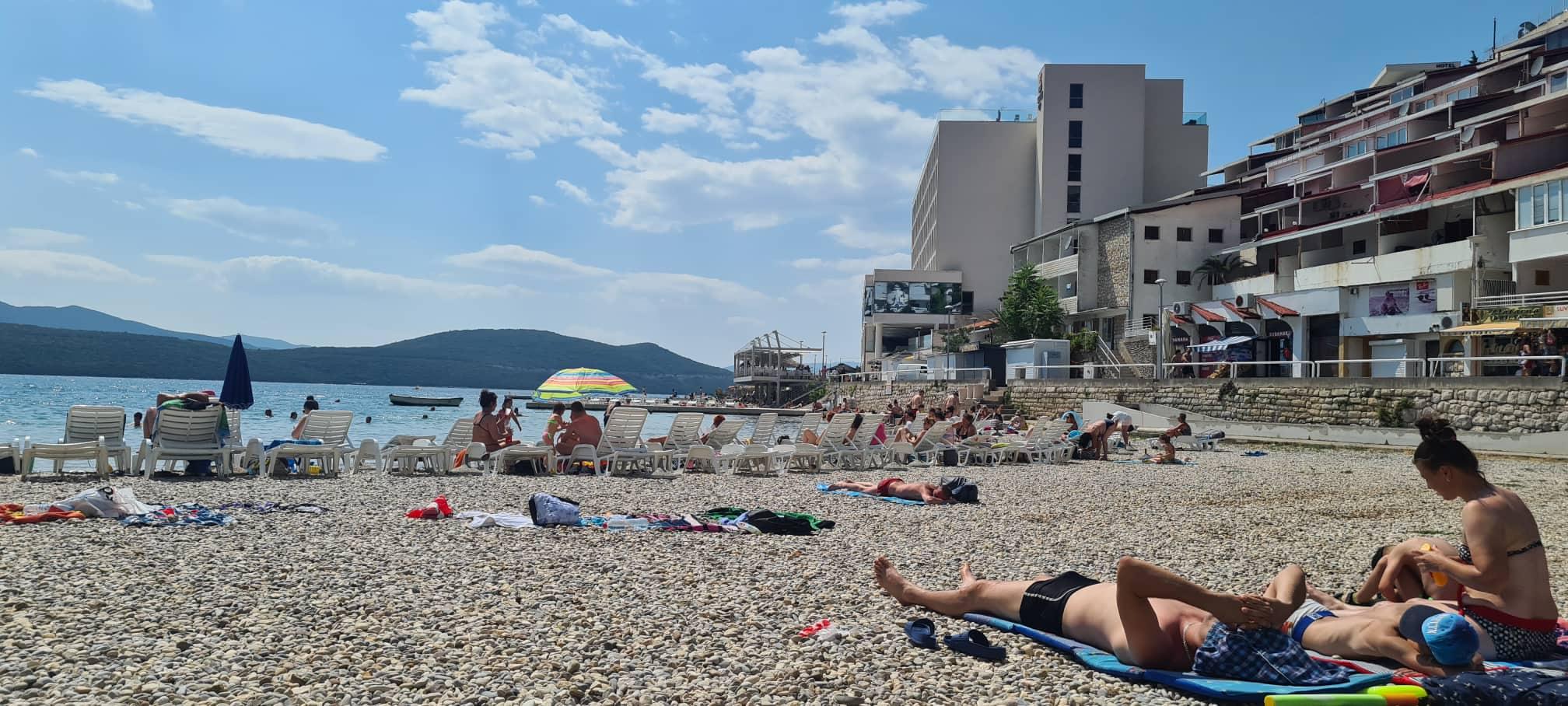 Na sjeveru poplave i nevrijeme, na jugu sunce i plaža: Pogledajte kako je u Neumu