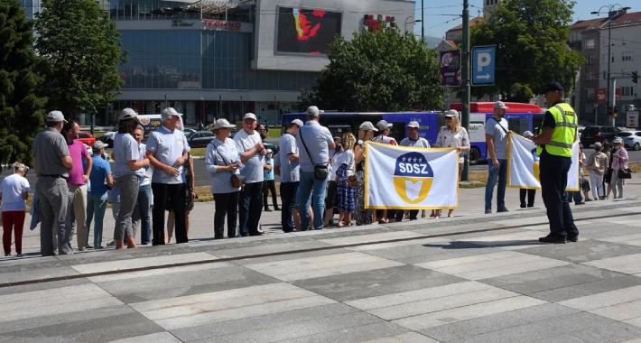 S jednog od ranijih protesta Samostalnog sindikata državnih službenika - Avaz