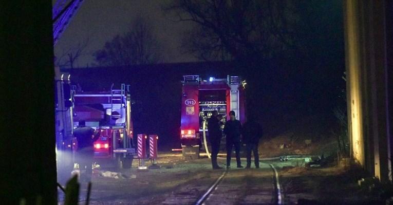 U Zagrebu planuo požar u kući: Smrtno stradao muškarac