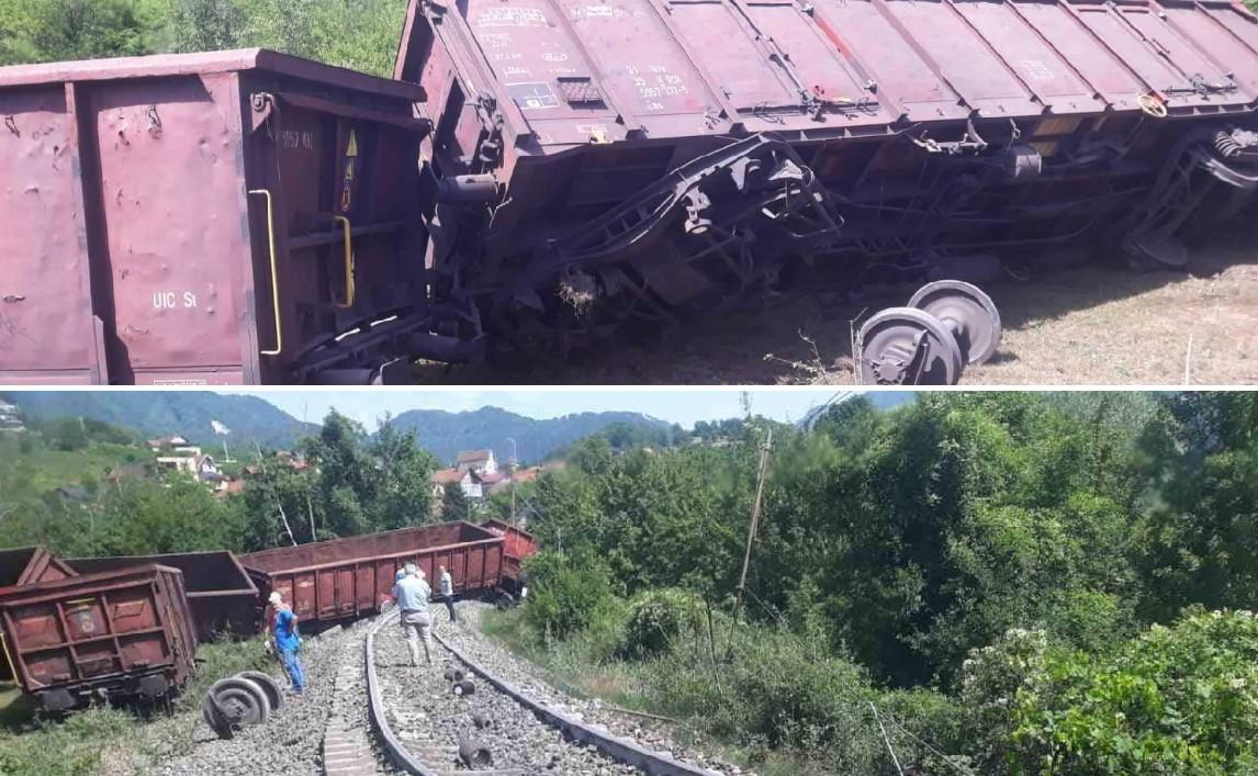 Havarija kod Konjica: 12 vagona teretnog voza iskočilo iz šina, pogledajte prve fotografije