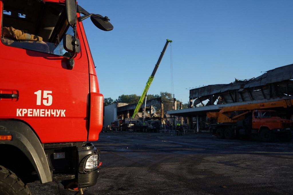 Rusi u potpunosti uništili trgovački centar - Avaz