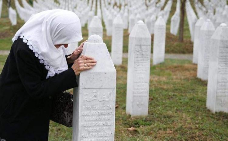 Majke Srebrenice poručile Abazoviću: Naša djeca su ubijena samo zato što su Bošnjaci