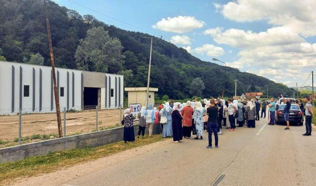 Ovo je jos jedan dokaz zašto mjesta masovnih stratišta moraju biti pod zaštitom države - Avaz