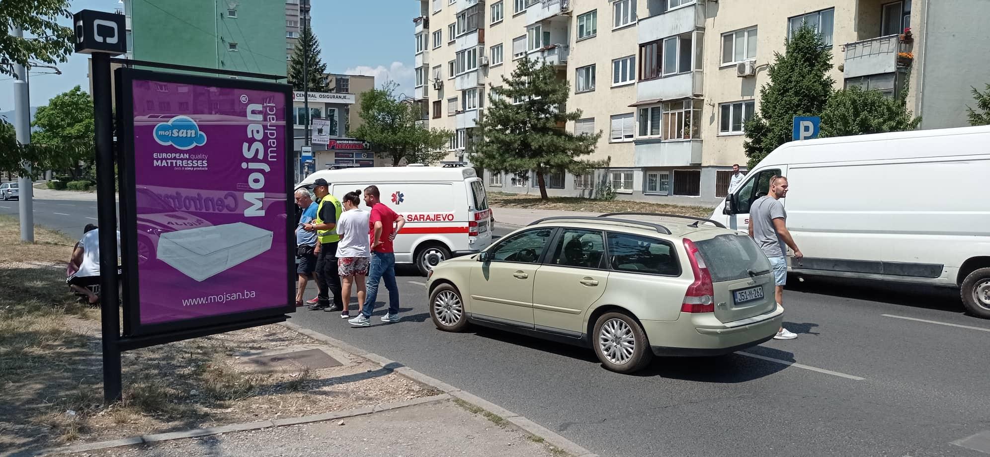 Na Čengić Vili udaren pješak, prevezen na KCUS