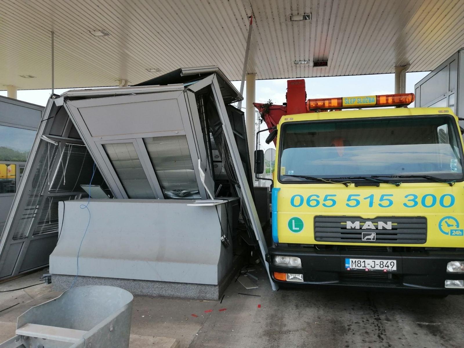 U ovoj nesreći nije bilo povrijeđenih osoba - Avaz