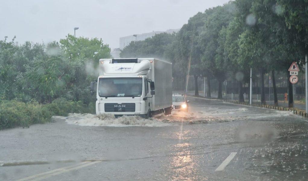 Jako nevrijeme u Splitu, ulice pod vodom