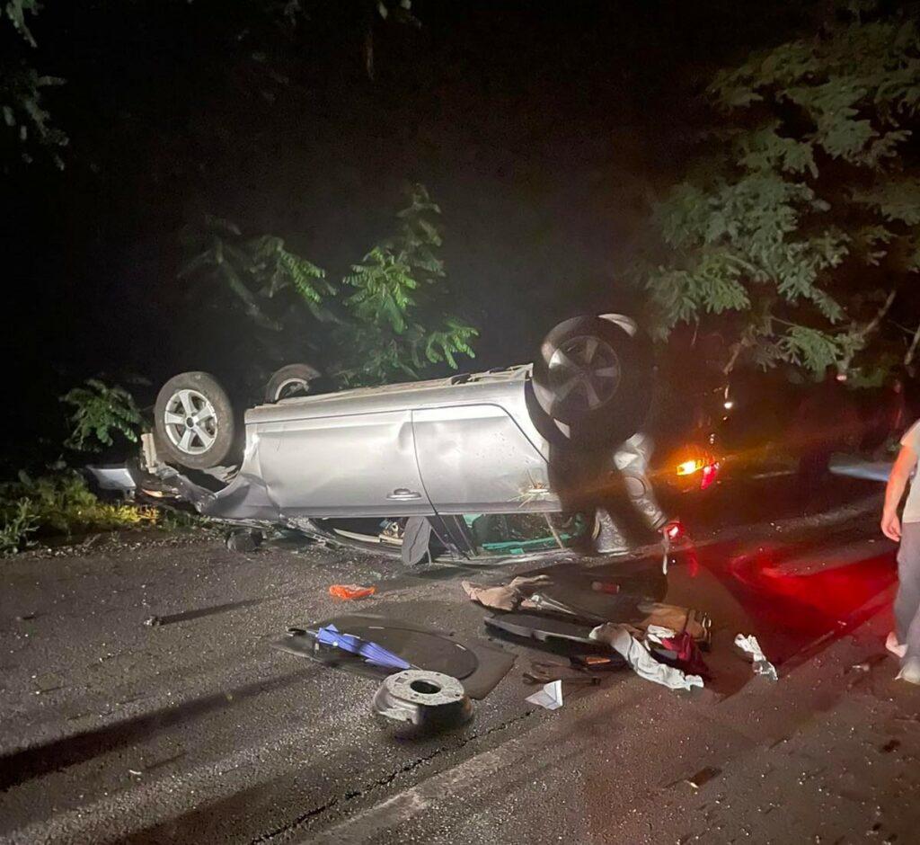 Saobraćajna nesreća kod Fojnice: Automobil se prevrnuo na krov