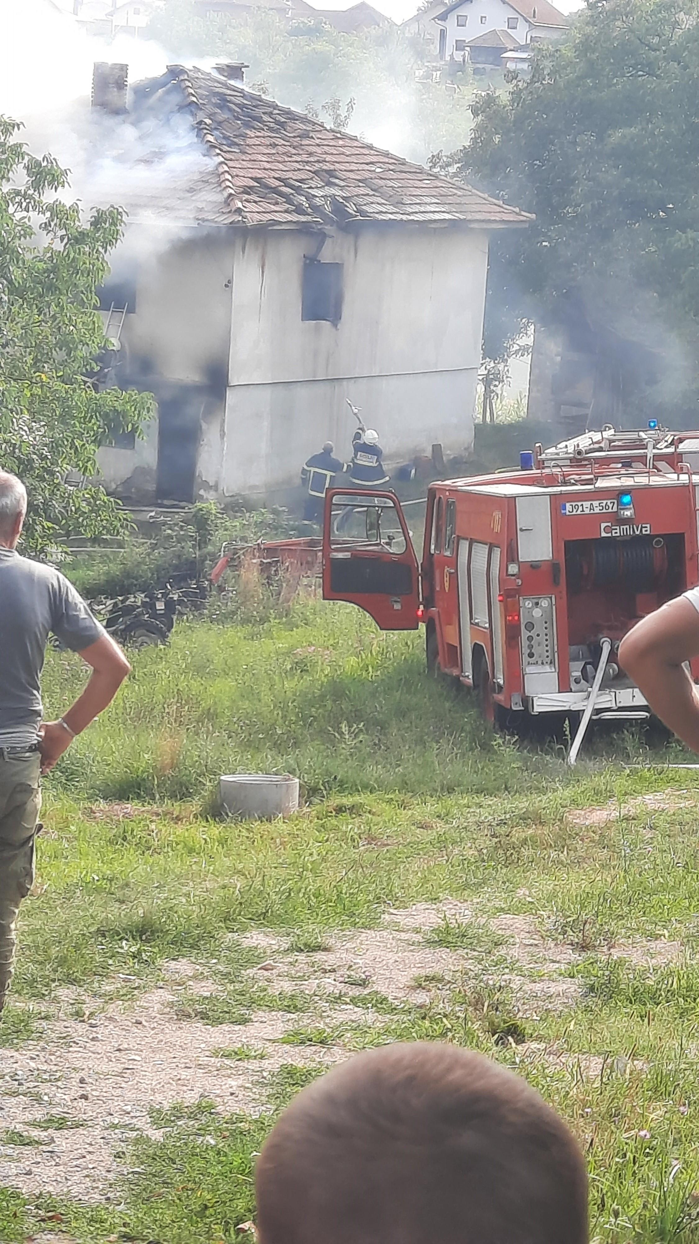 Kuća Ibrahima Husića potpuno izgorjela - Avaz