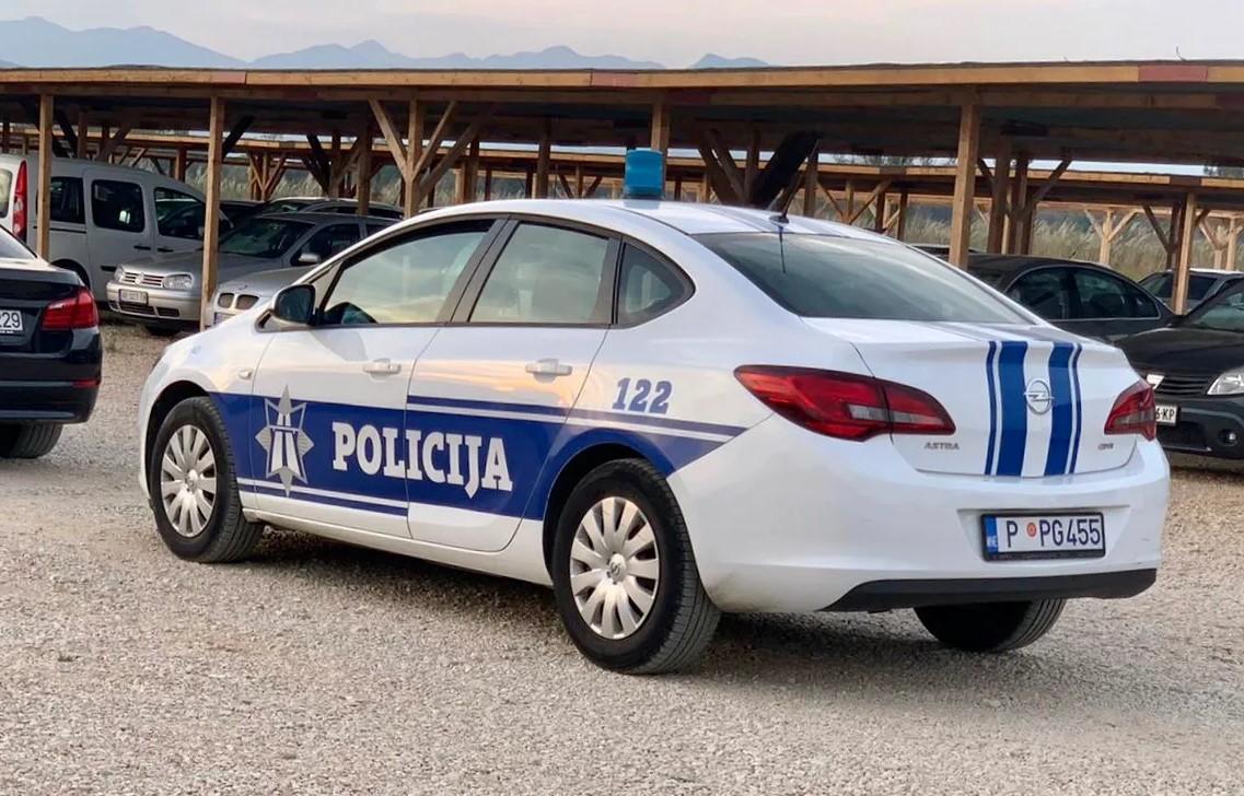 Policija na terenu - Avaz