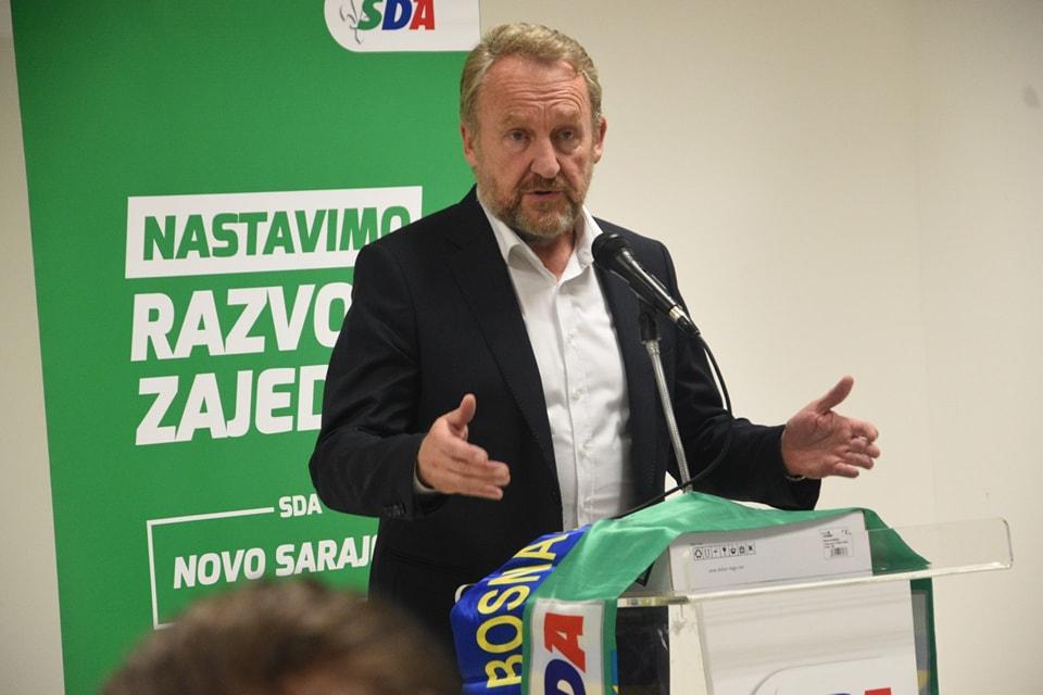 Sa večerašnjeg skupa SDA - Avaz