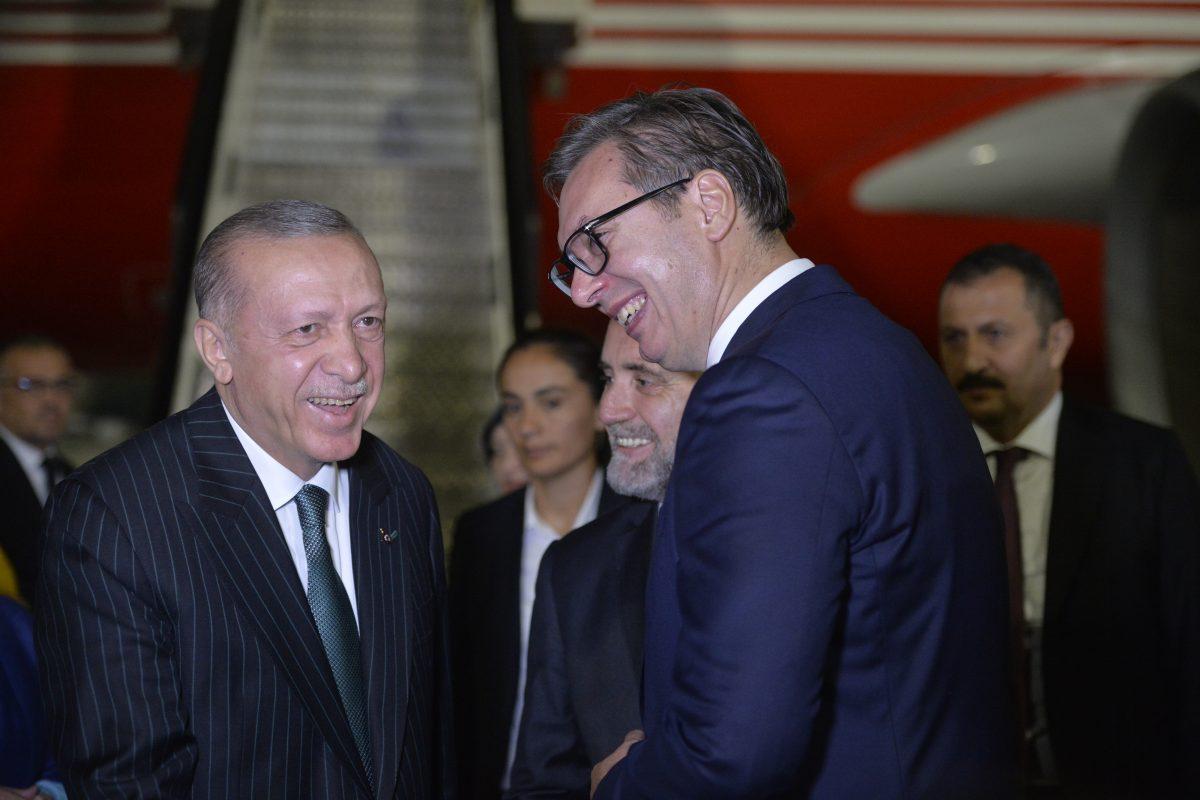 Erdoan i Vučić: Turski predsjednik nedavno boravio u posjeti Beogradu - Avaz