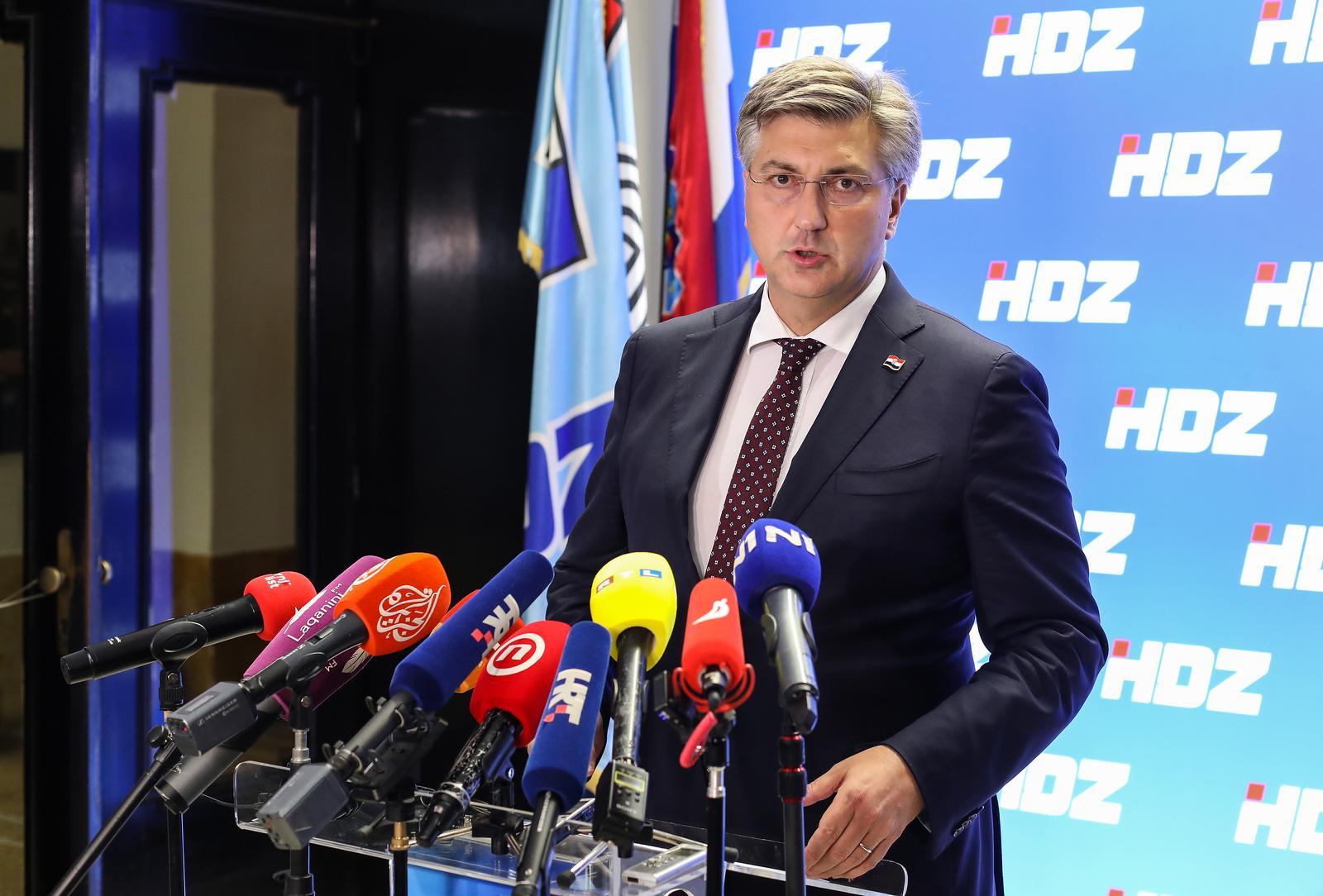 Plenković: Pozdravio odluku visokog predstavnika u BiH - Avaz