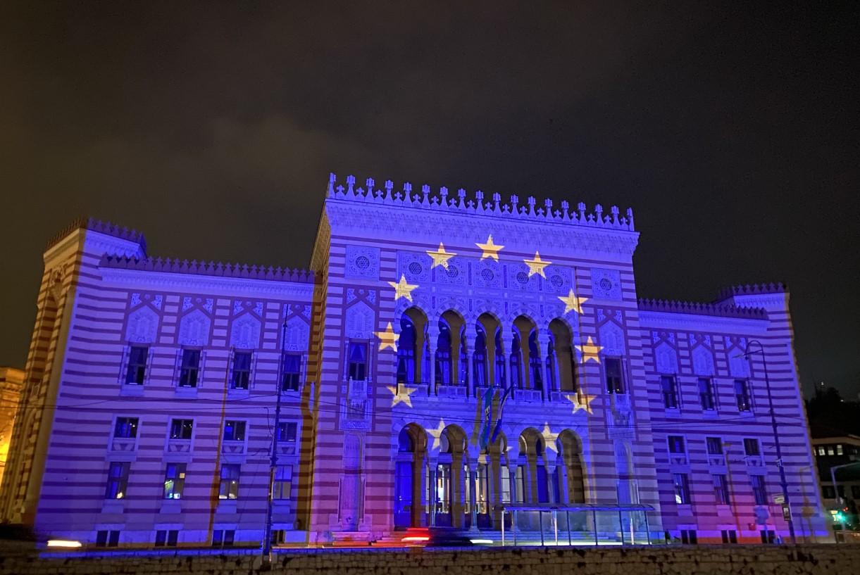 Vijećnica večeras u bojama zastave Evropske unije