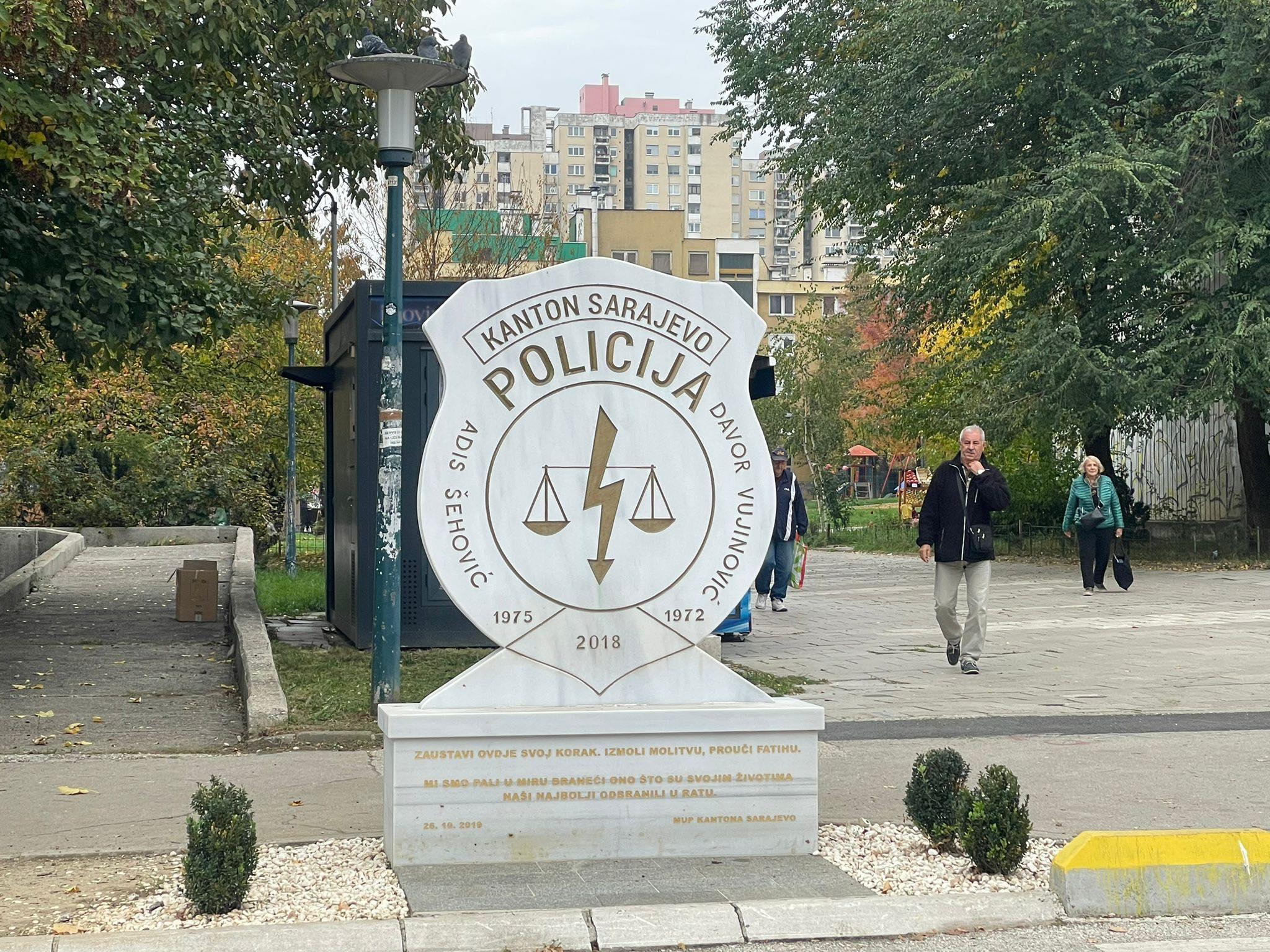 Spomenik policajcima na Alipašinom Polju - Avaz